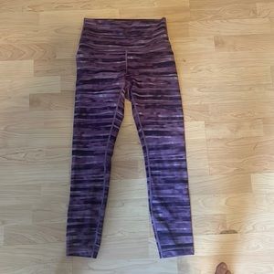 never worn lulu leggings